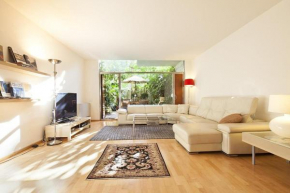 Spacious apartment in Barcelona with outdoor terrace